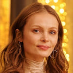Portrait of Ambre Montespan, editor of the Instruments du Monde Blog
