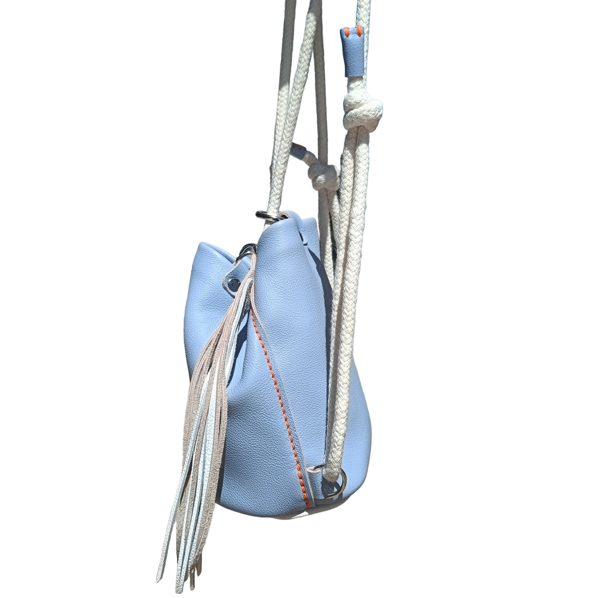 mini-camélée sac seau maroquinerie éthique responsable cuir sac à main frange collection optimiste faméthic marseille rose blanc bleu lavande