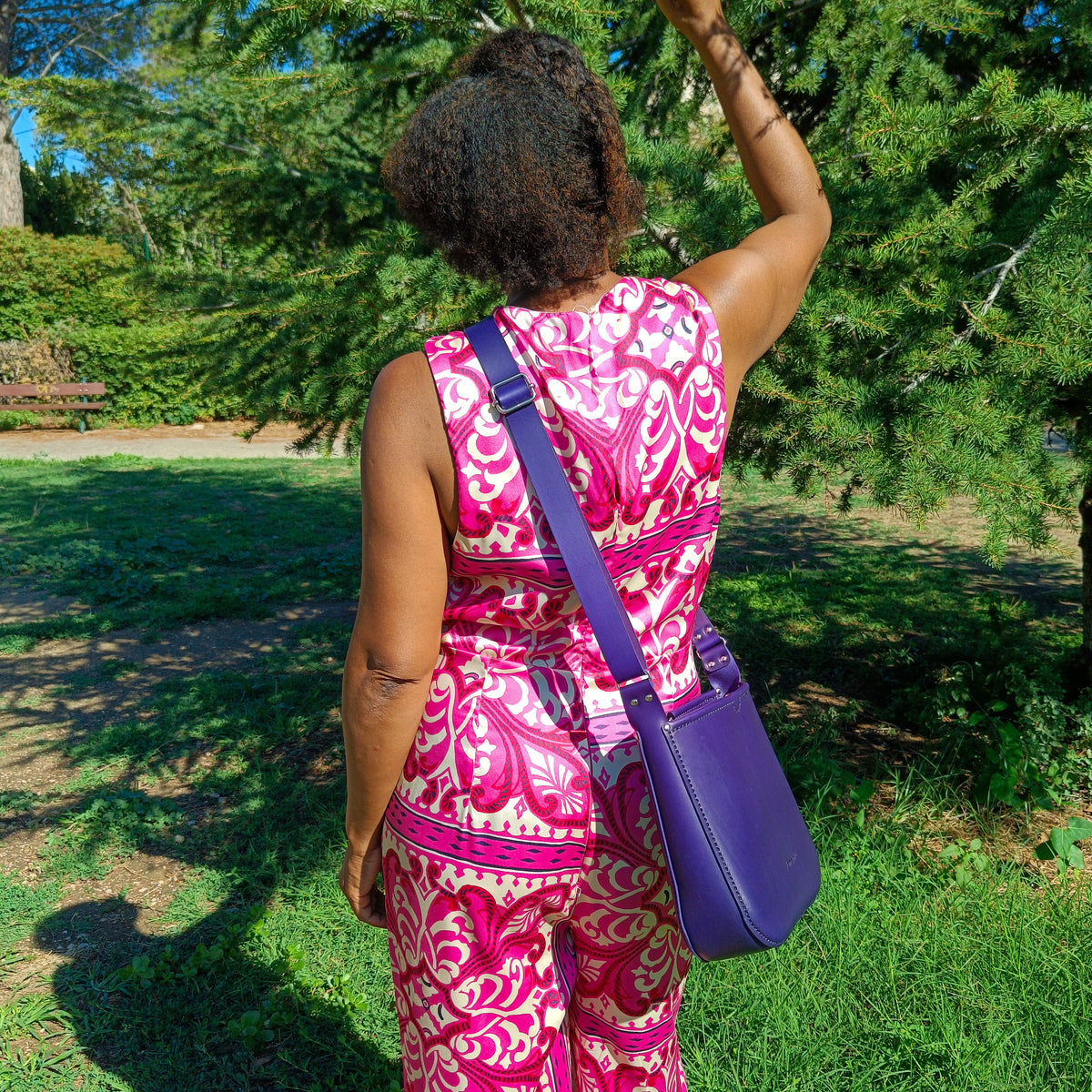 sac besace en cuir bandoulière valériane faméthic maroquinerie française artisanal