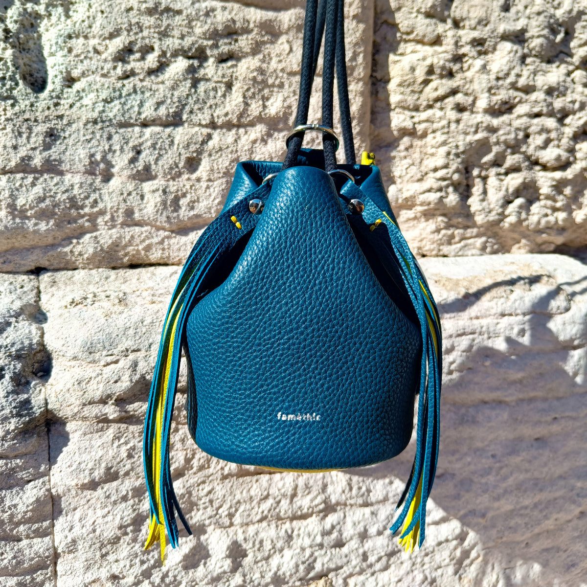 Mini Camélée Bleu Canard Collection Capsule Europe Maroquinerie Cuir Faméthic