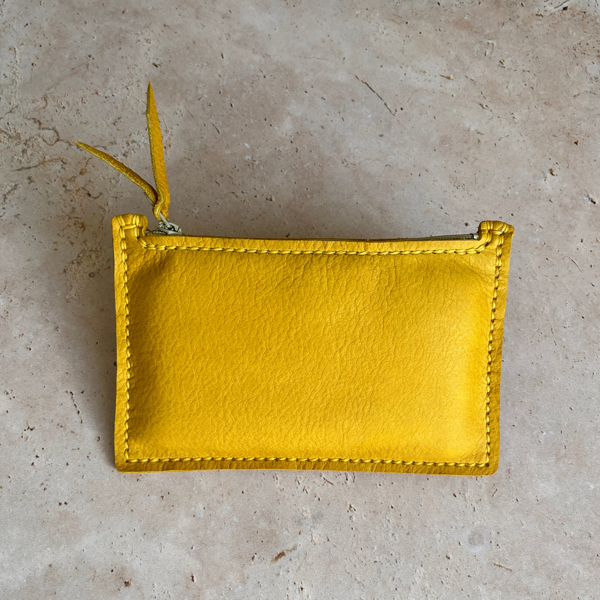 Pochette Violette | Taurillon nubuck jaune
