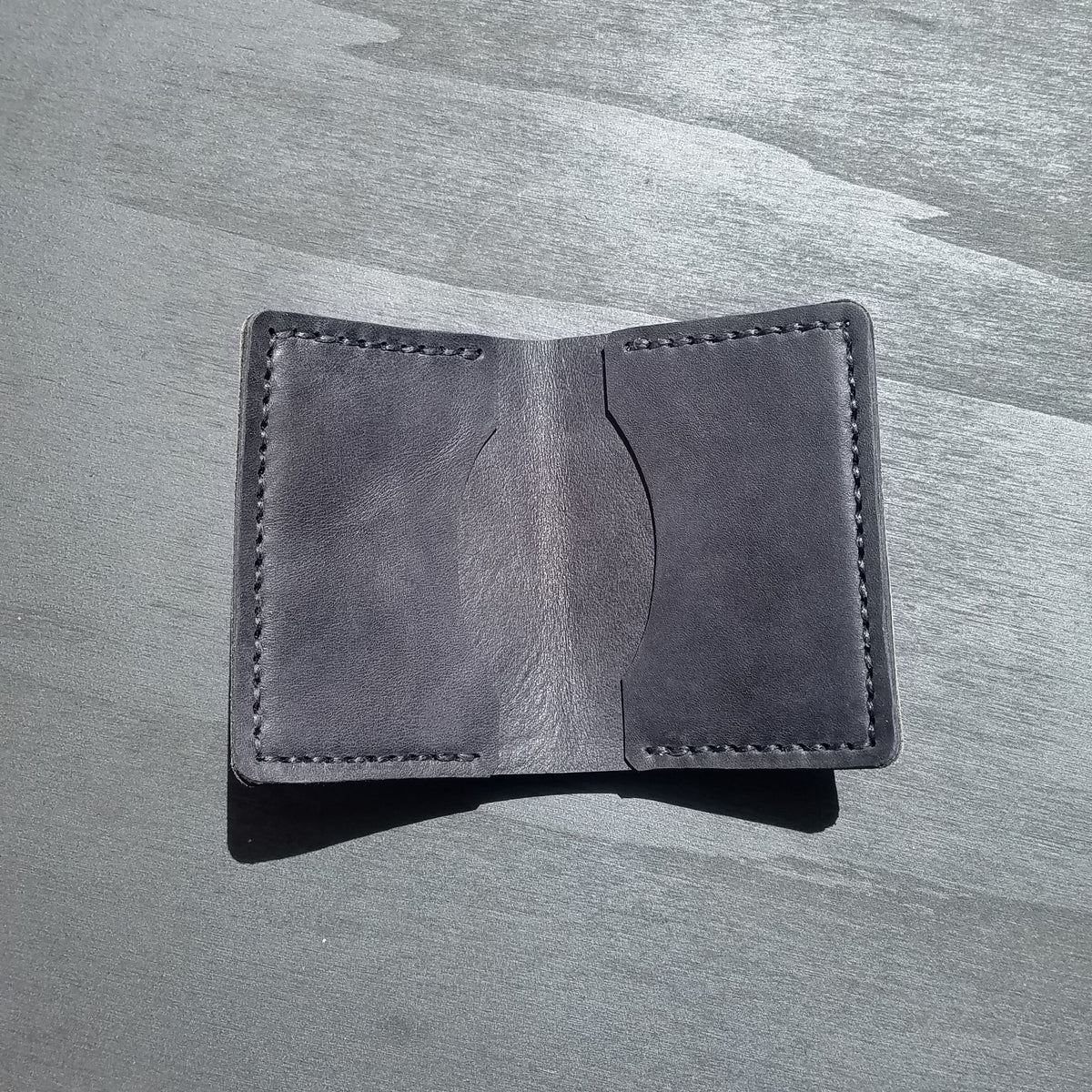 maroquinerie faméthic famethic porte-carte portefeuille éthique artisanal made in france artisan créateur cuir marseille responsable française